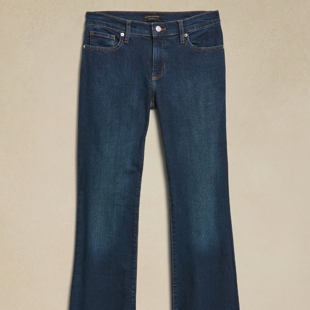 NWT Banana Republic Low Rise Bootcut Jean 25/0P